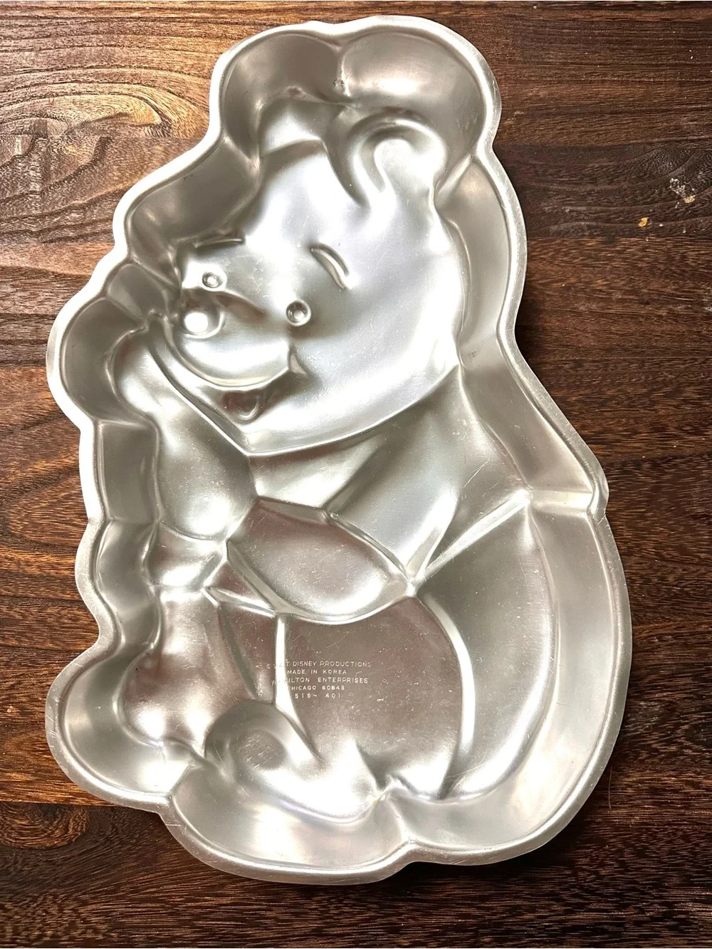 Vintage 1971 Wilton Winnie the Pooh Aluminum Cake Baking Mold